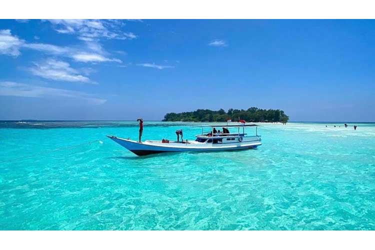 Want to travel to Karimunjawa, check packages & prices here