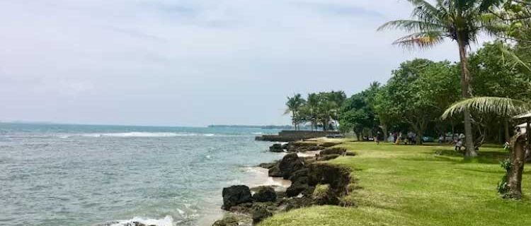 Dive into the beauty of Cibeureum Beach, Banten, comfortable for children to play and stunning views