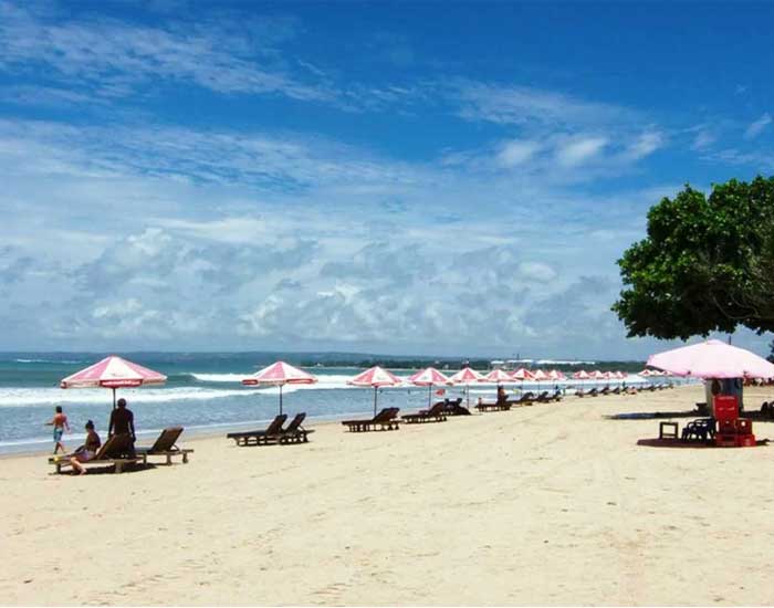 Kuta Beach Bali – The beauty of the sunset and white sand has been recognized worldwide