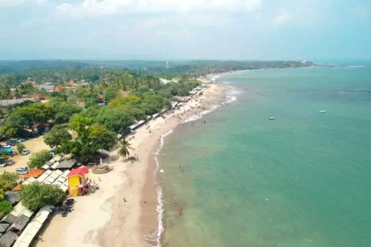 The beauty of Florida's beautiful white sand beach, Anyer, close to Banten