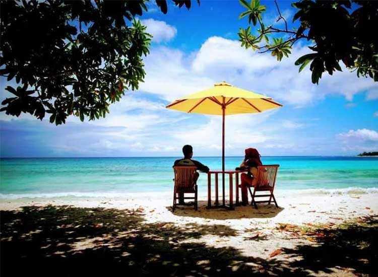 Portrait of the Beauty of Jikumerasa Beach on Buru Island, Maluku