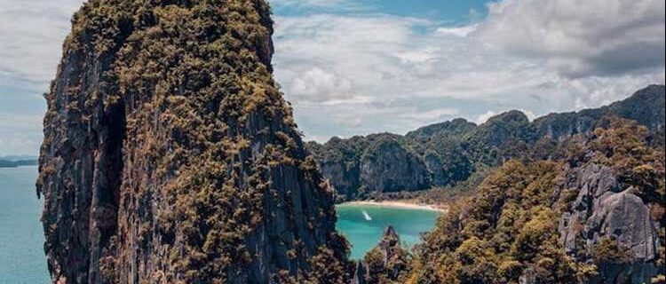 Railay Beach Krabi, a Peninsula in Thailand that Has a Row of Beautiful Cliffs